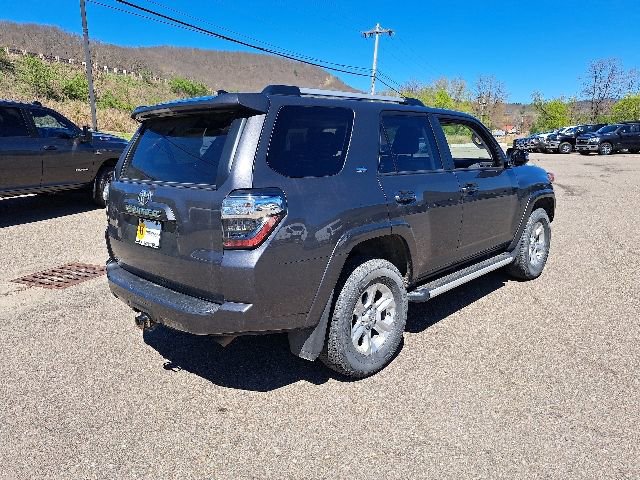 Used 2023 Toyota 4Runner SR5 Premium w/ Moonroof Package AWD/4WD image 5