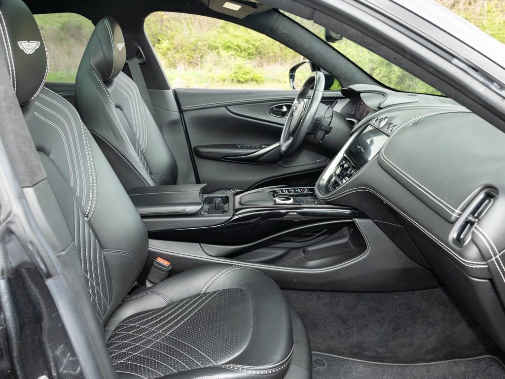 Used 2021 Aston Martin DBX image 55