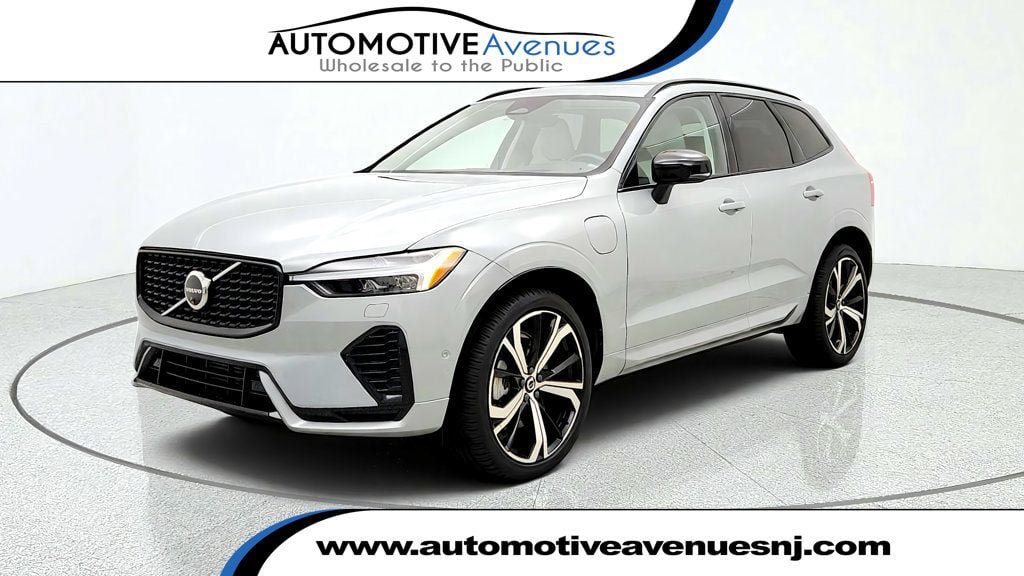 Used 2025 Volvo XC60 T8 Ultra w/ Protection Package Premier