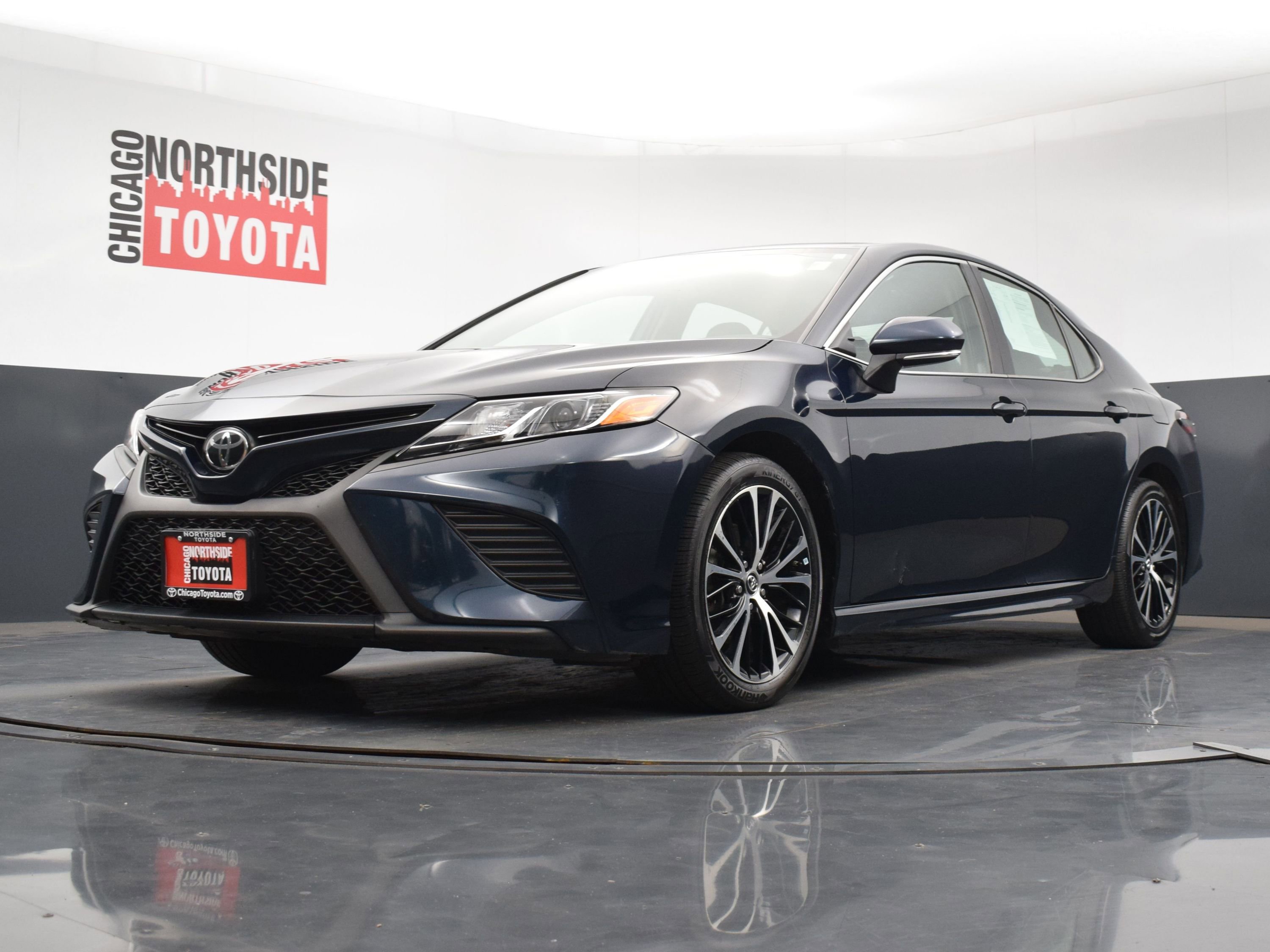 Used 2019 Toyota Camry SE image 33