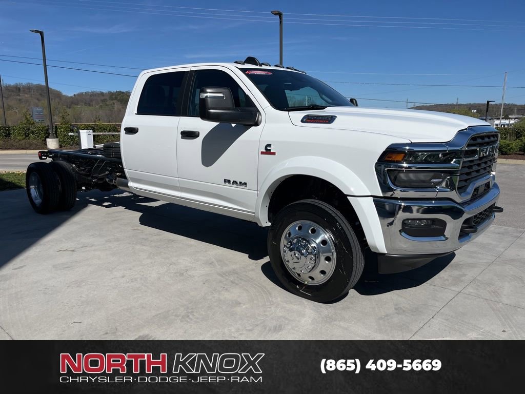New 2026 RAM 5500 4x4 Crew Cab image 28