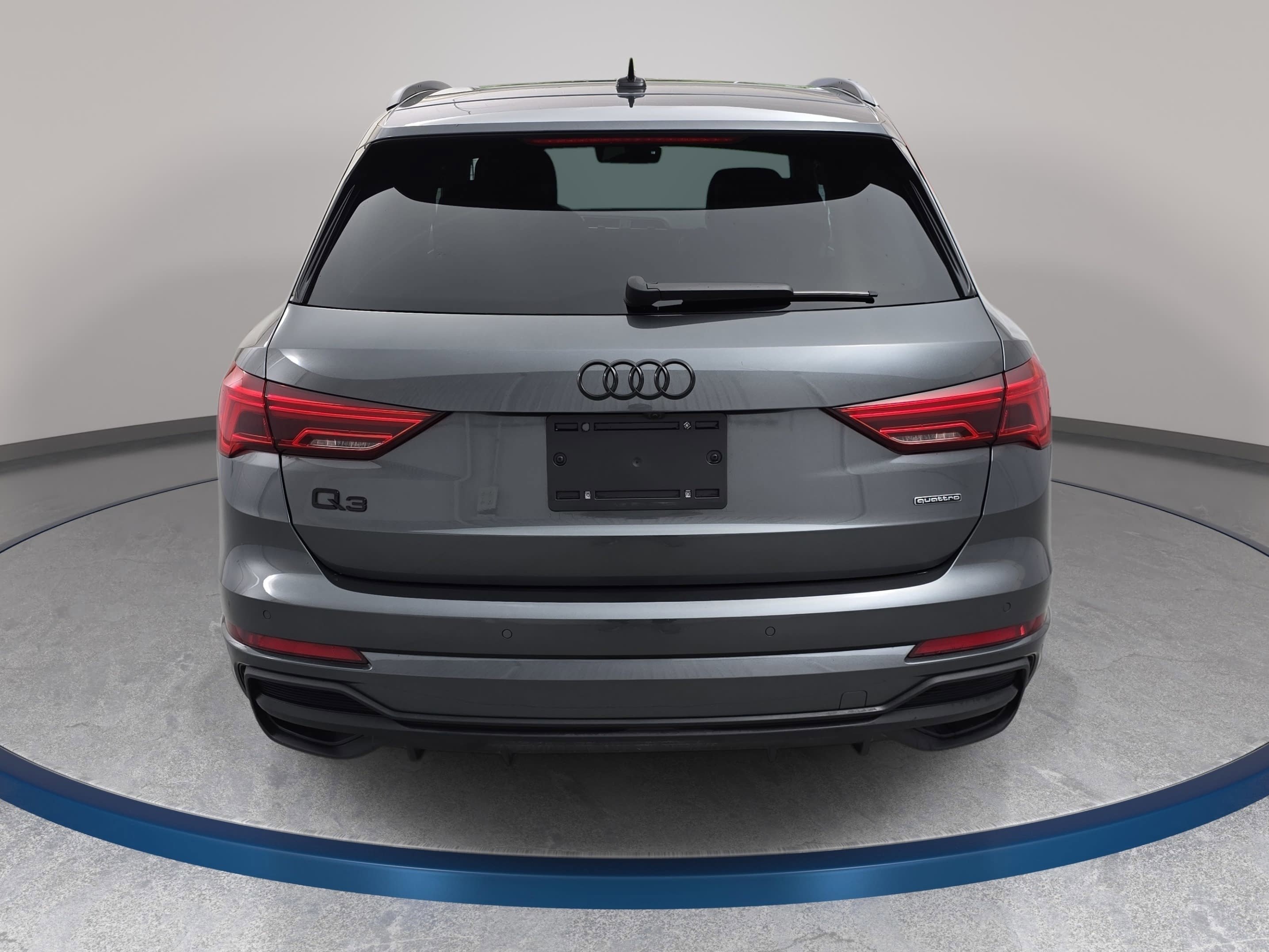 Used 2025 Audi Q3 2.0T Premium Plus w/ Premium Plus Package AWD/4WD image 6
