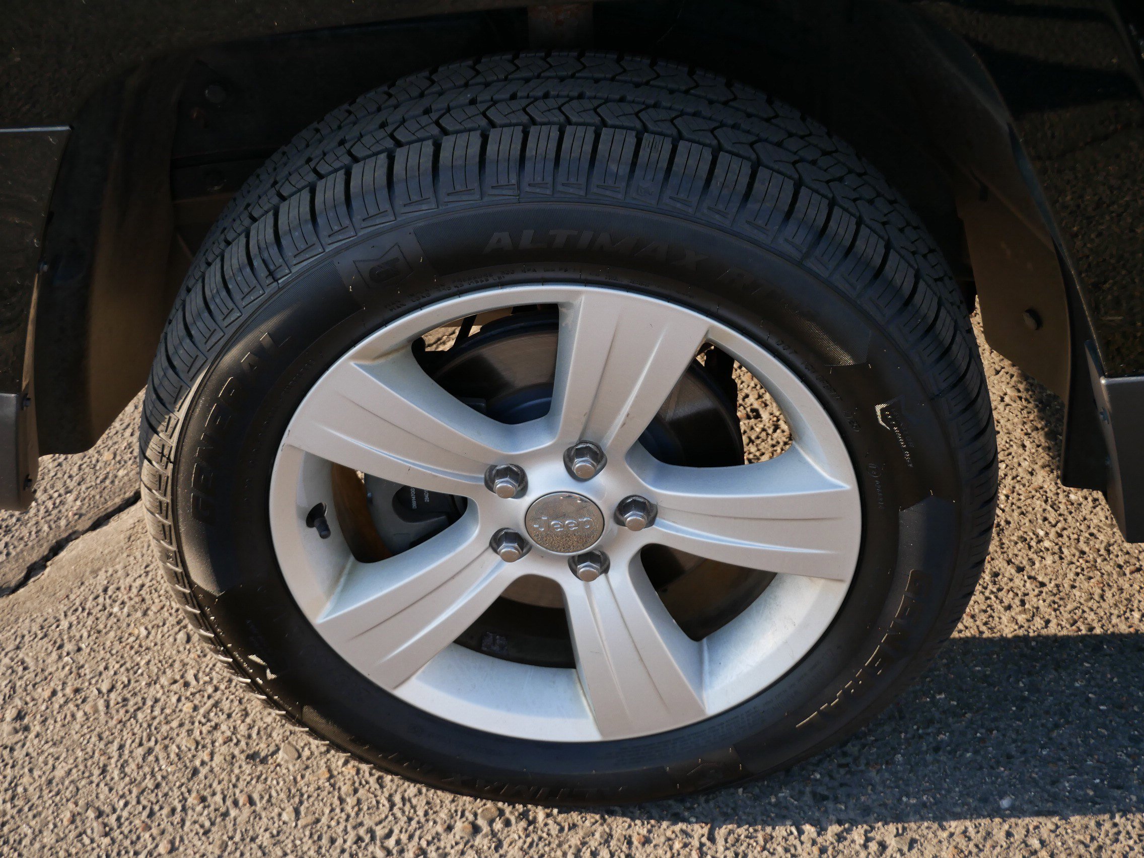 Used 2014 Jeep Patriot Limited w/ Sun/Sound Group AWD/4WD image 15