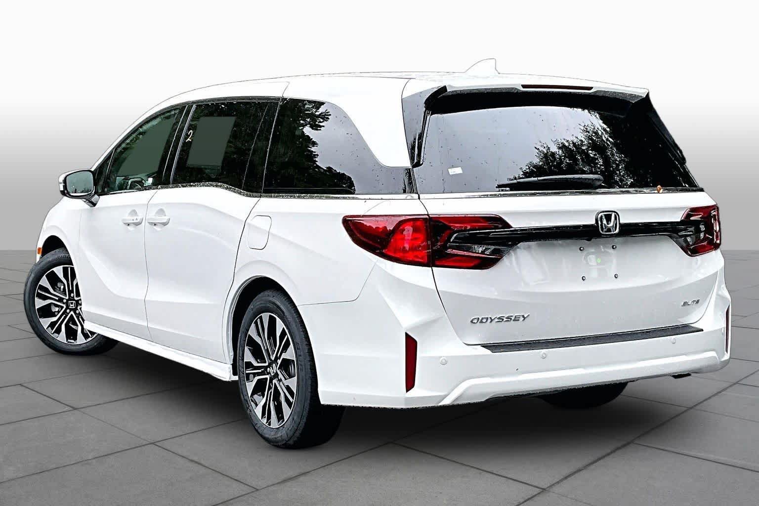 New 2027 Honda Odyssey Elite image 7