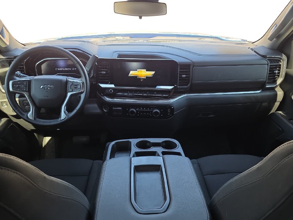 Used 2025 Chevrolet Silverado 1500 RST RWD image 11