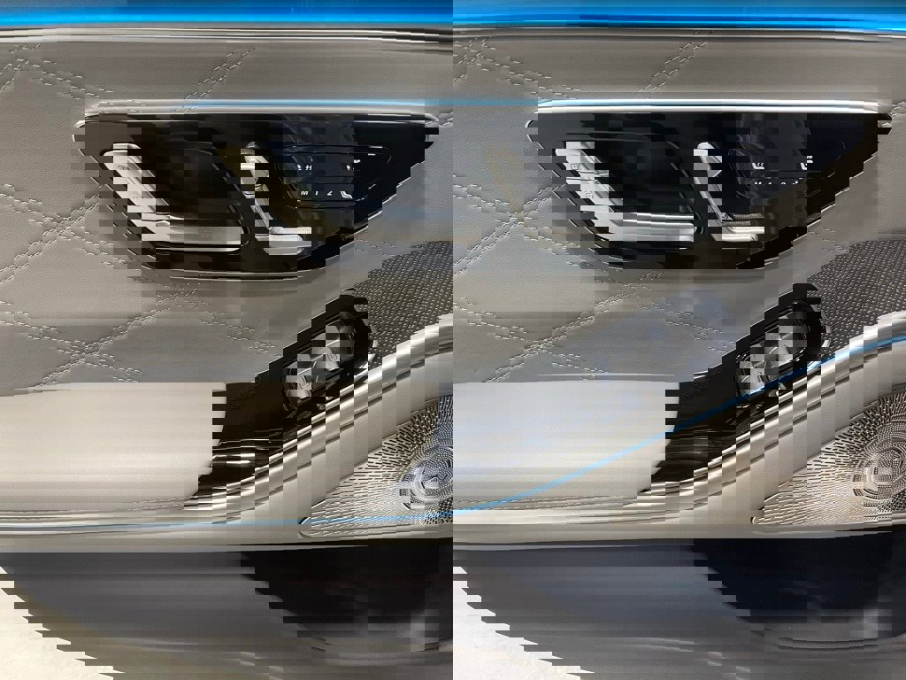 Used 2024 Mercedes-Benz S 63 AMG S image 24