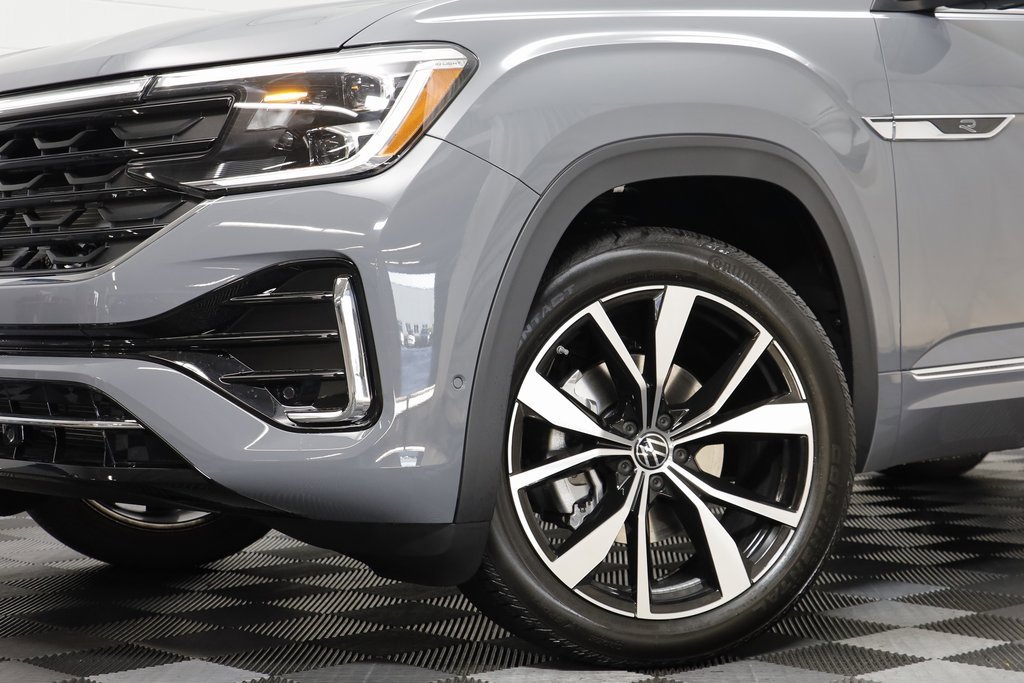 New 2026 Volkswagen Atlas SEL Premium R-Line image 3