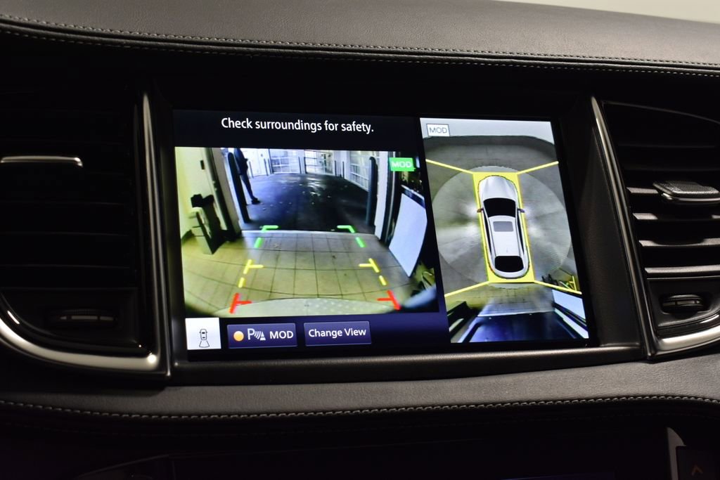 Certified 2025 INFINITI QX55 Essential w/ Accent Package image 24