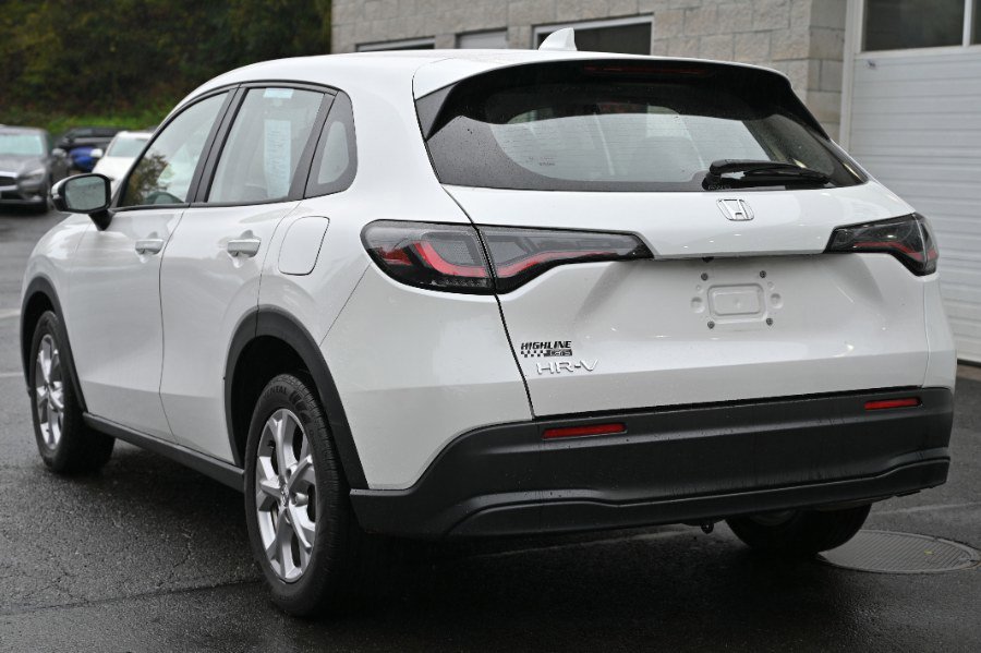 Used 2024 Honda HR-V LX image 3