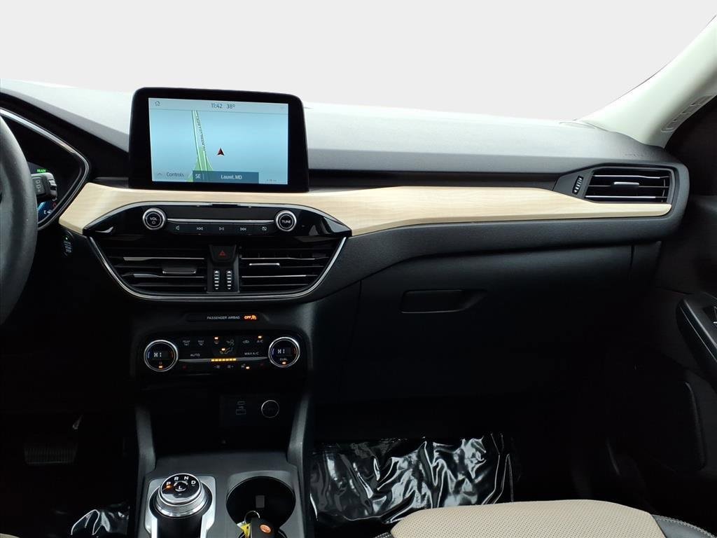 Used 2021 Ford Escape Titanium w/ Titanium Elite Package image 14