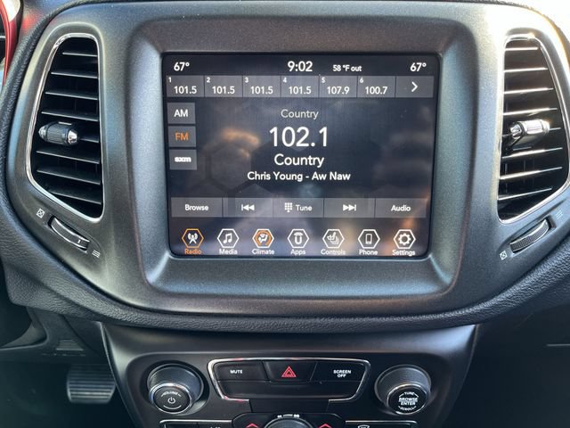 Used 2018 Jeep Compass Trailhawk w/ Cold Weather Group AWD/4WD image 13