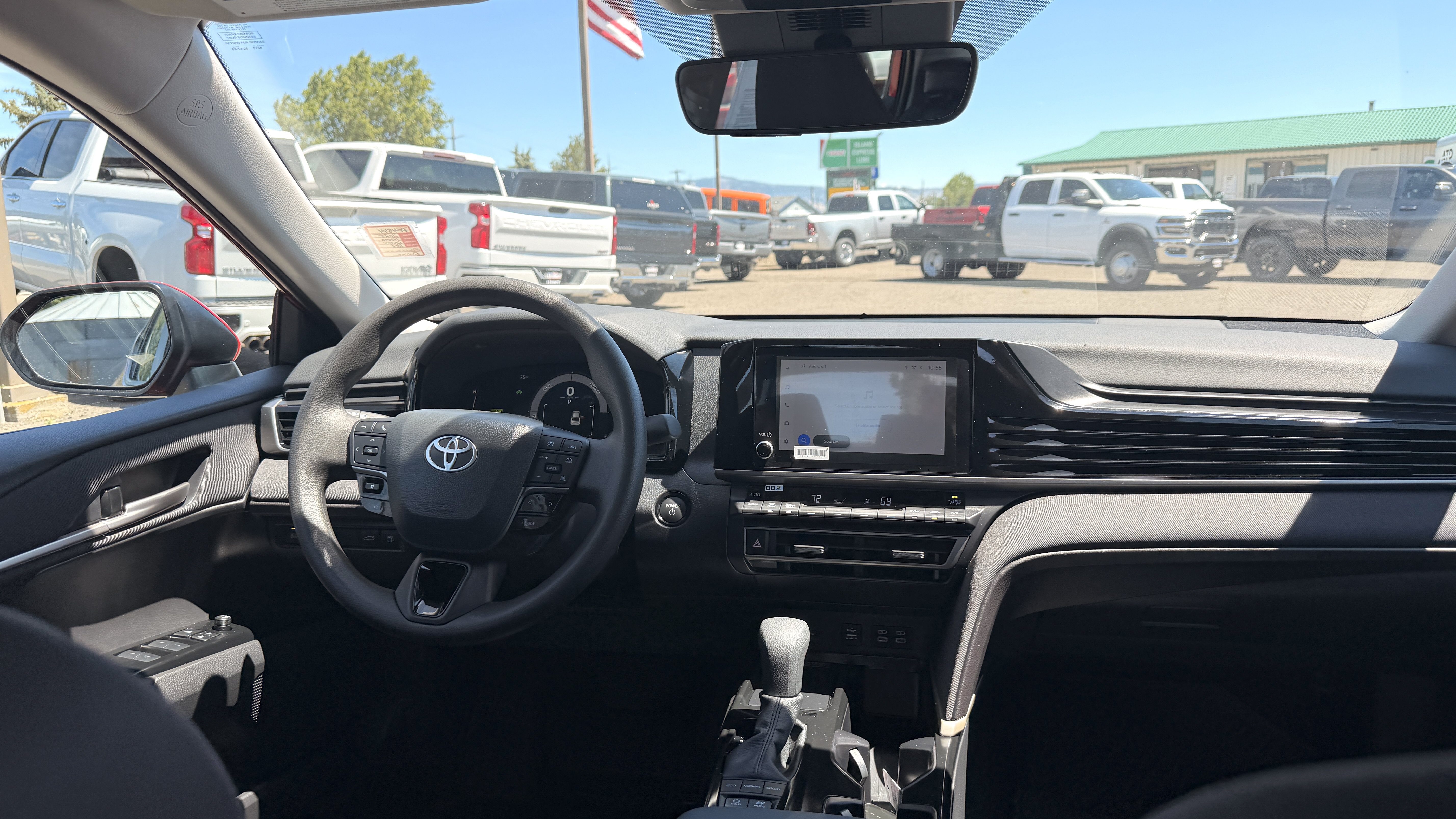 Used 2025 Toyota Camry LE w/ Convenience Package FWD image 14