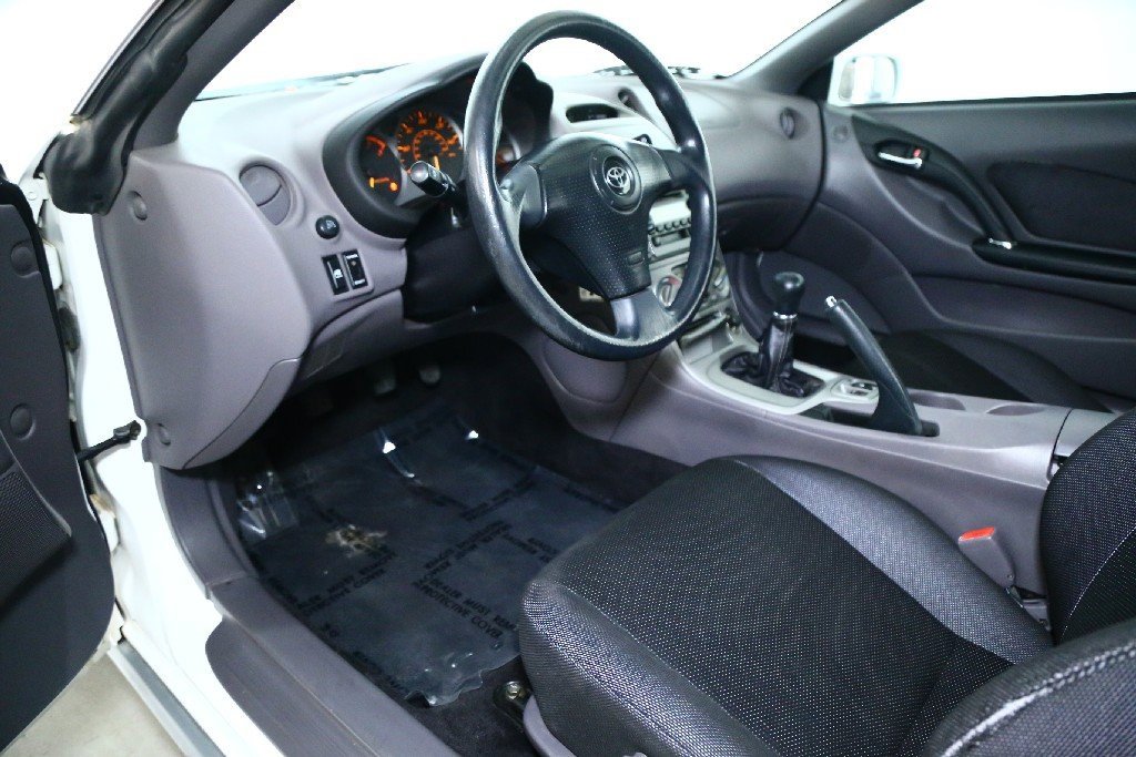 Used 2001 Toyota Celica GT image 21