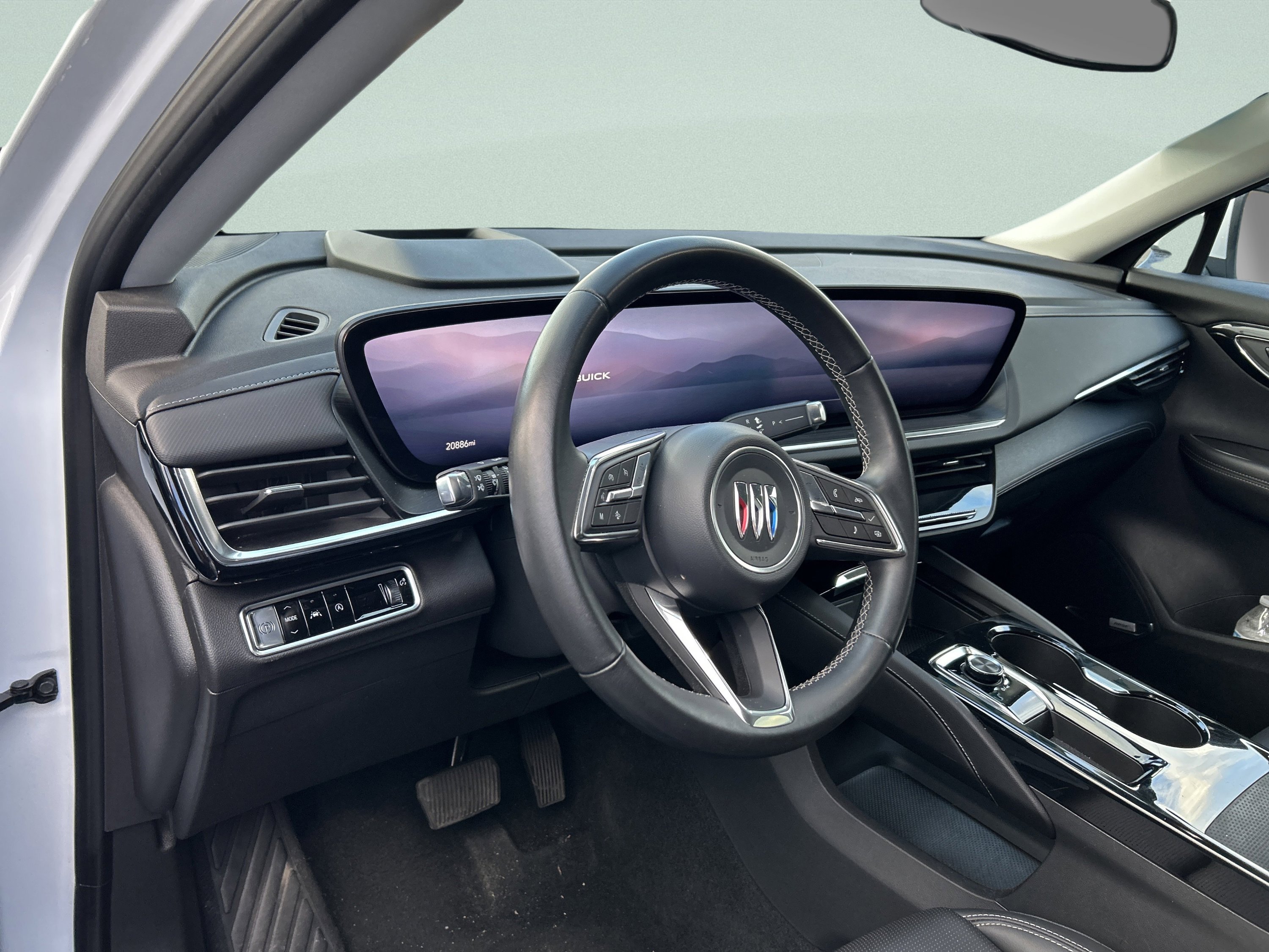 Used 2024 Buick Envision Preferred image 13