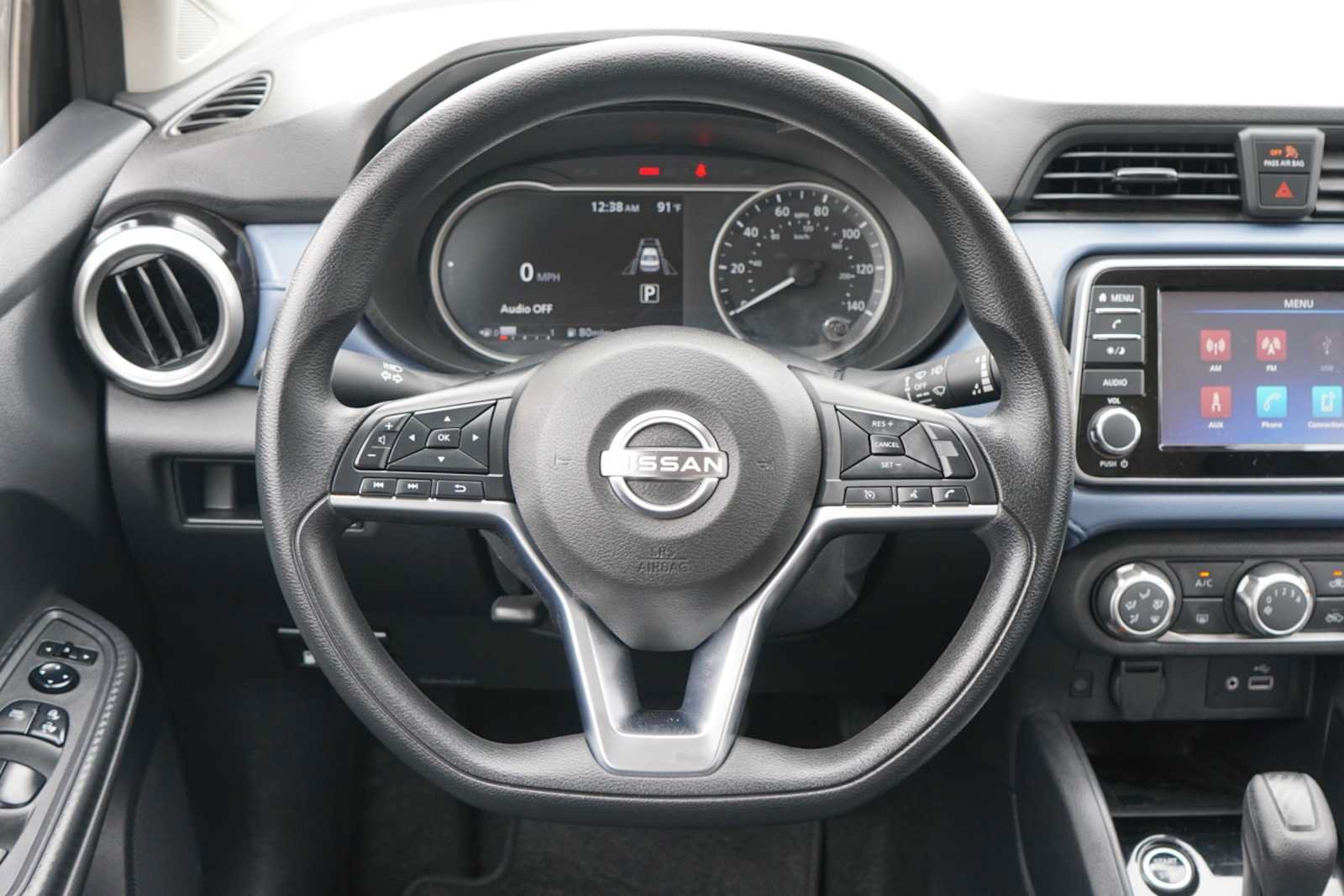 Used 2025 Nissan Versa SV FWD image 23