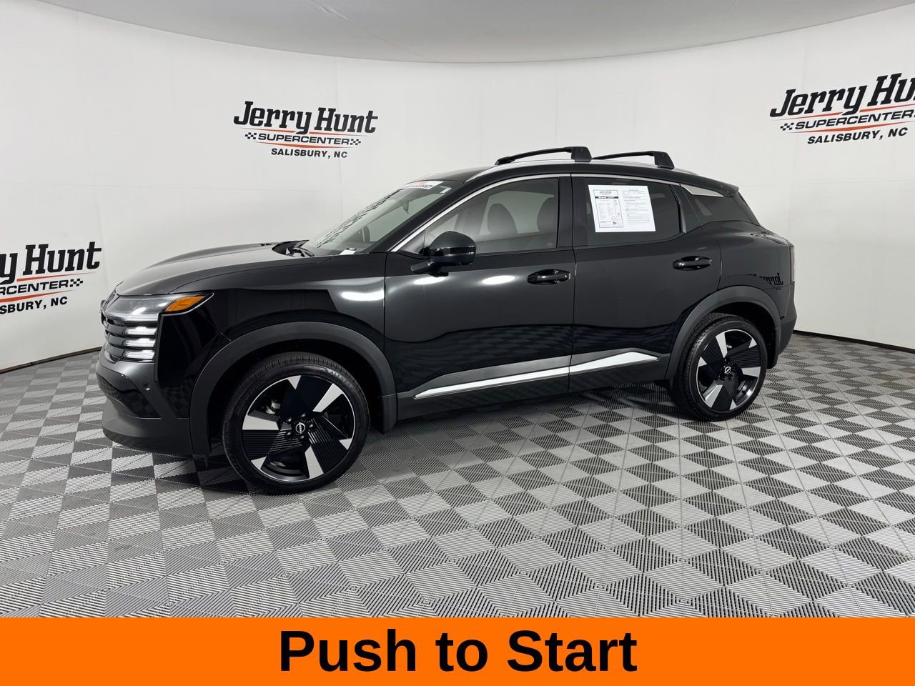 Used 2025 Nissan Kicks SR FWD image 9