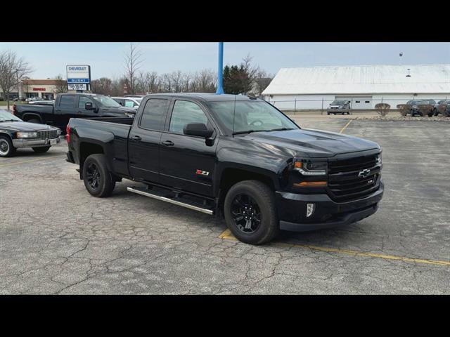 Used 2018 Chevrolet Silverado 1500 LT w/ Midnight Edition AWD/4WD image 28