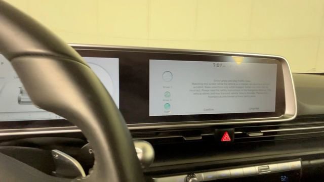 Used 2024 Hyundai Ioniq 6 SE RWD image 34