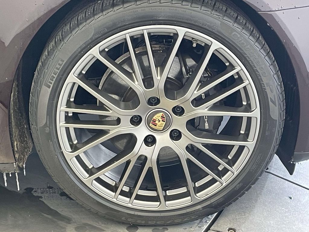 Certified 2022 Porsche Panamera 4 Platinum Edition image 14