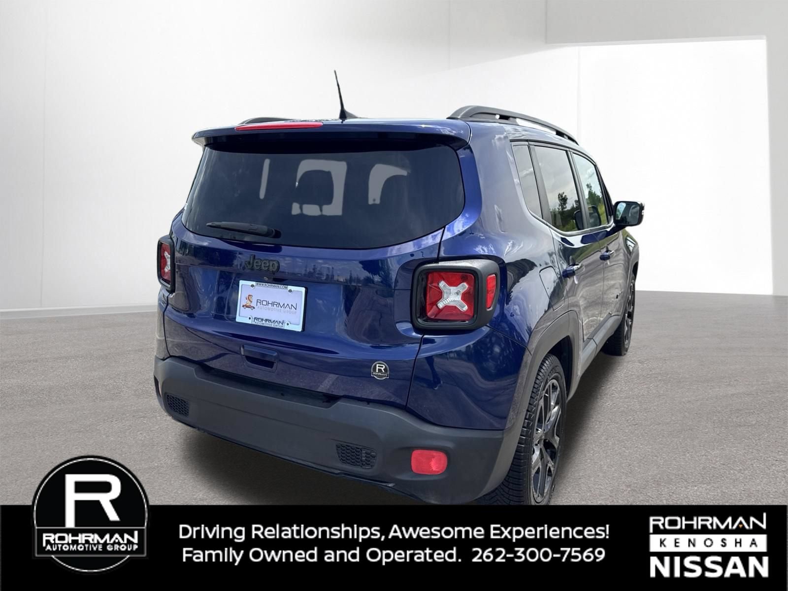 Used 2018 Jeep Renegade Altitude w/ Cold Weather Group FWD image 5