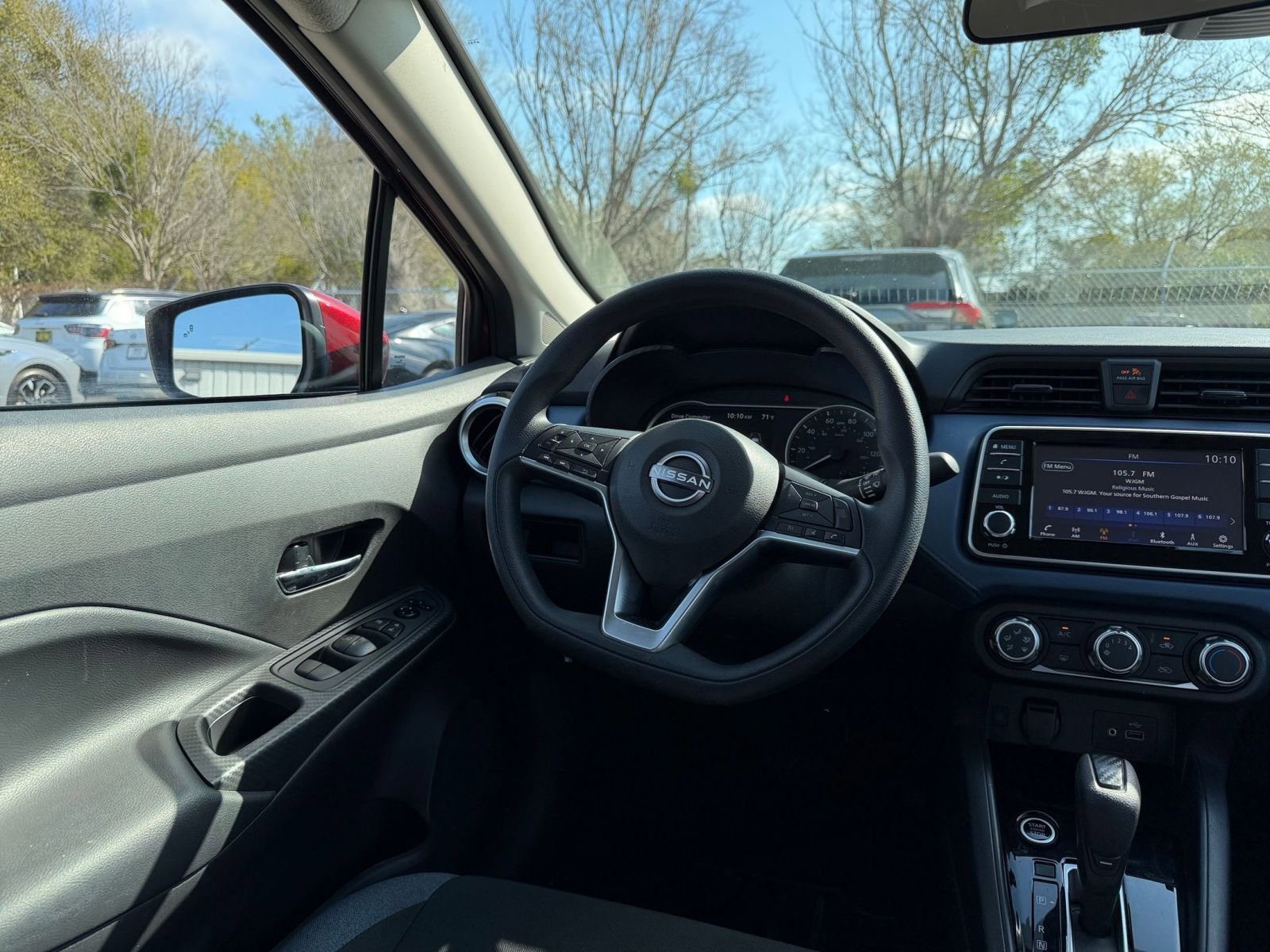 Used 2025 Nissan Versa SV FWD image 32