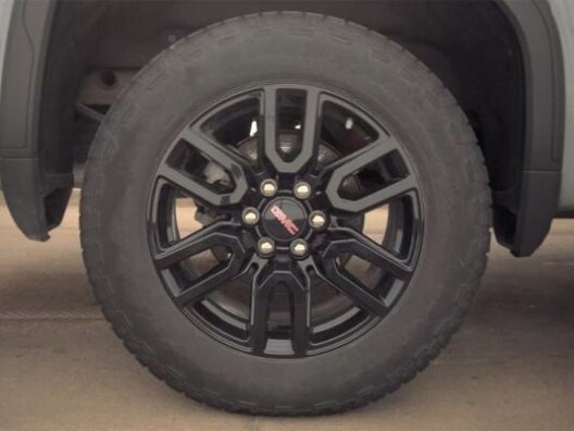 Used 2024 GMC Sierra 1500 Elevation w/ Elevation Premium Package AWD/4WD image 8