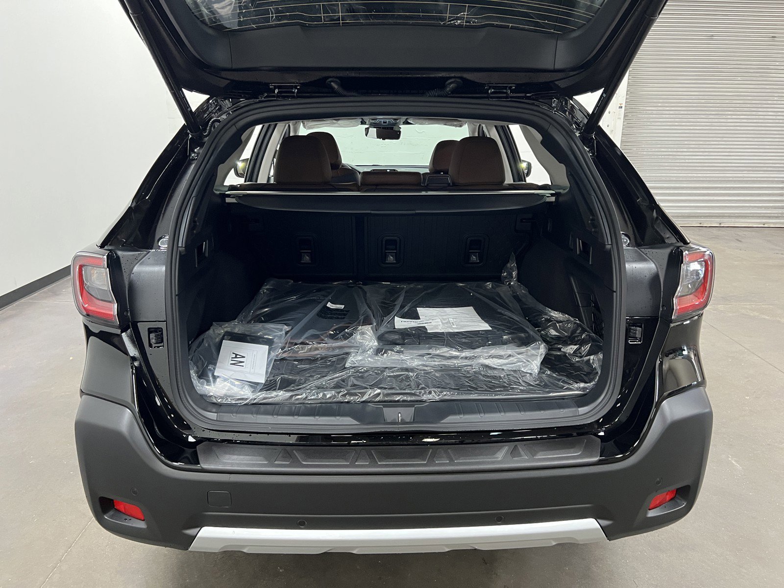 New 2025 Subaru Outback Touring XT w/ Popular Package #2 image 15
