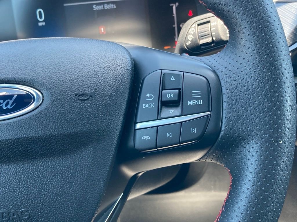 Used 2025 Ford Escape ST-Line FWD image 12