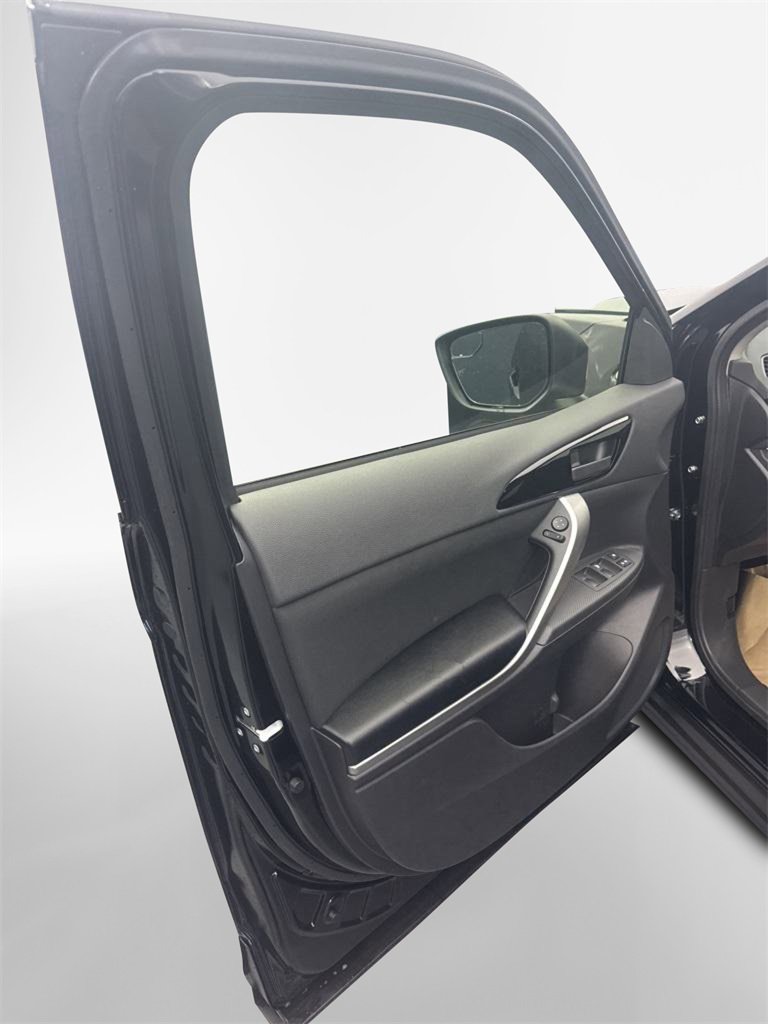 New 2026 Mitsubishi Eclipse Cross ES image 17