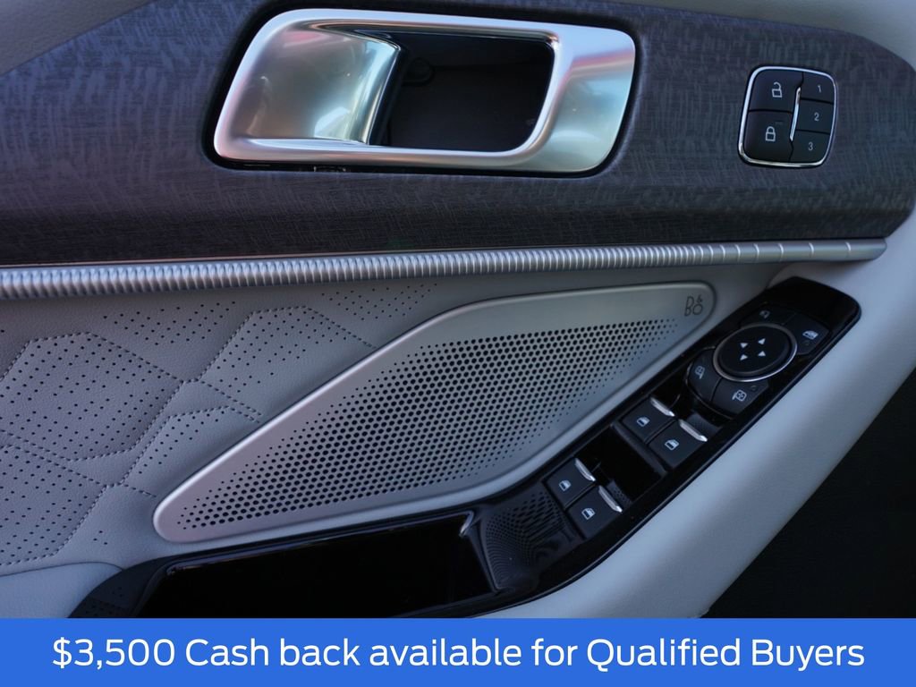 New 2026 Ford Explorer Platinum w/ LUX Leather Package image 20