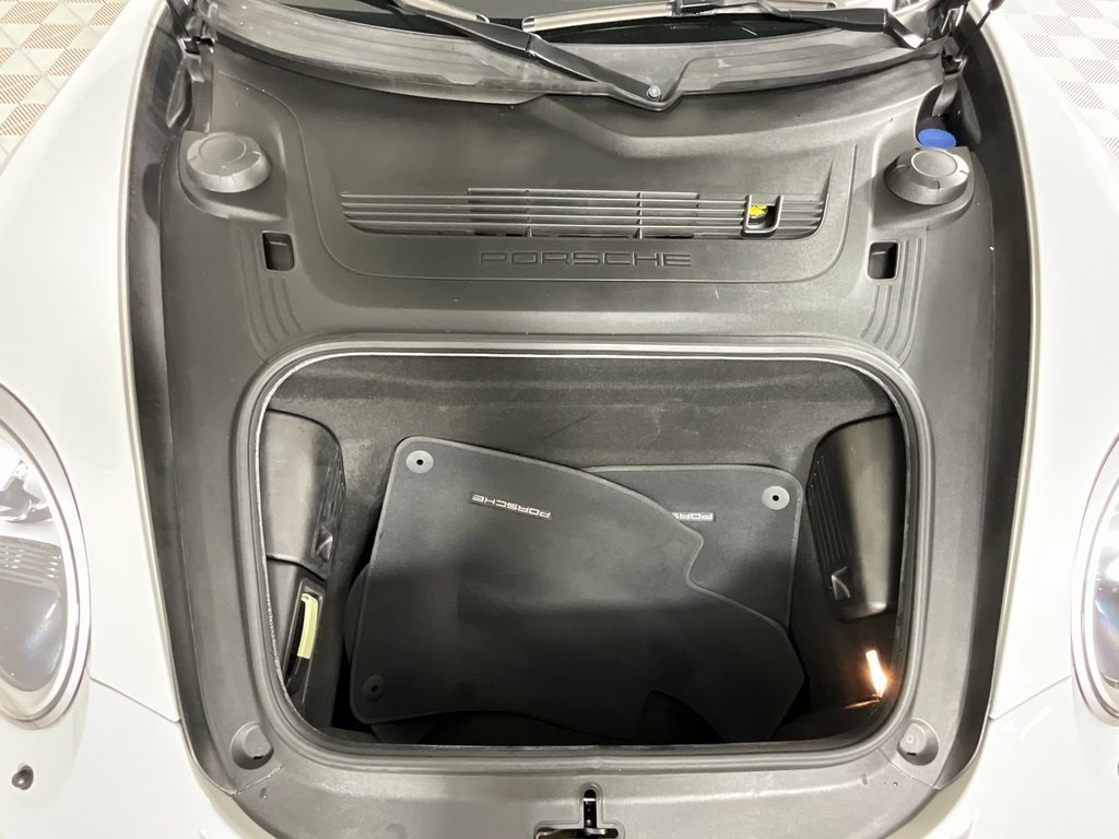 Used 2018 Porsche 911 GT3 image 22