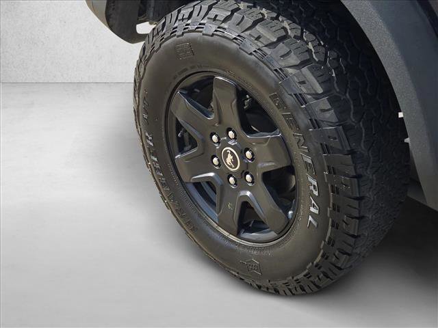 Used 2021 Ford Bronco Black Diamond image 22