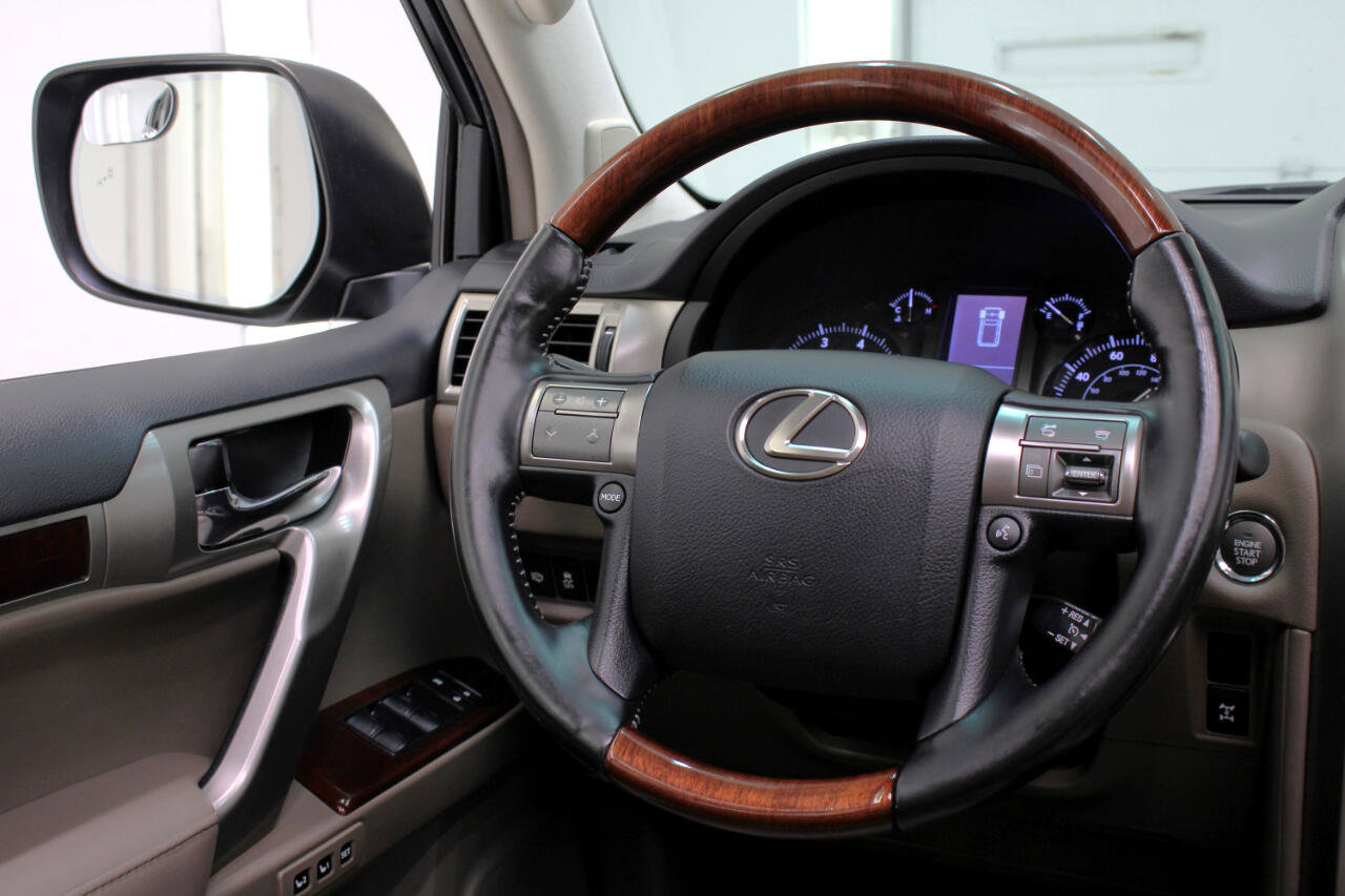 Used 2016 Lexus GX 460 w/ Premium Package image 54