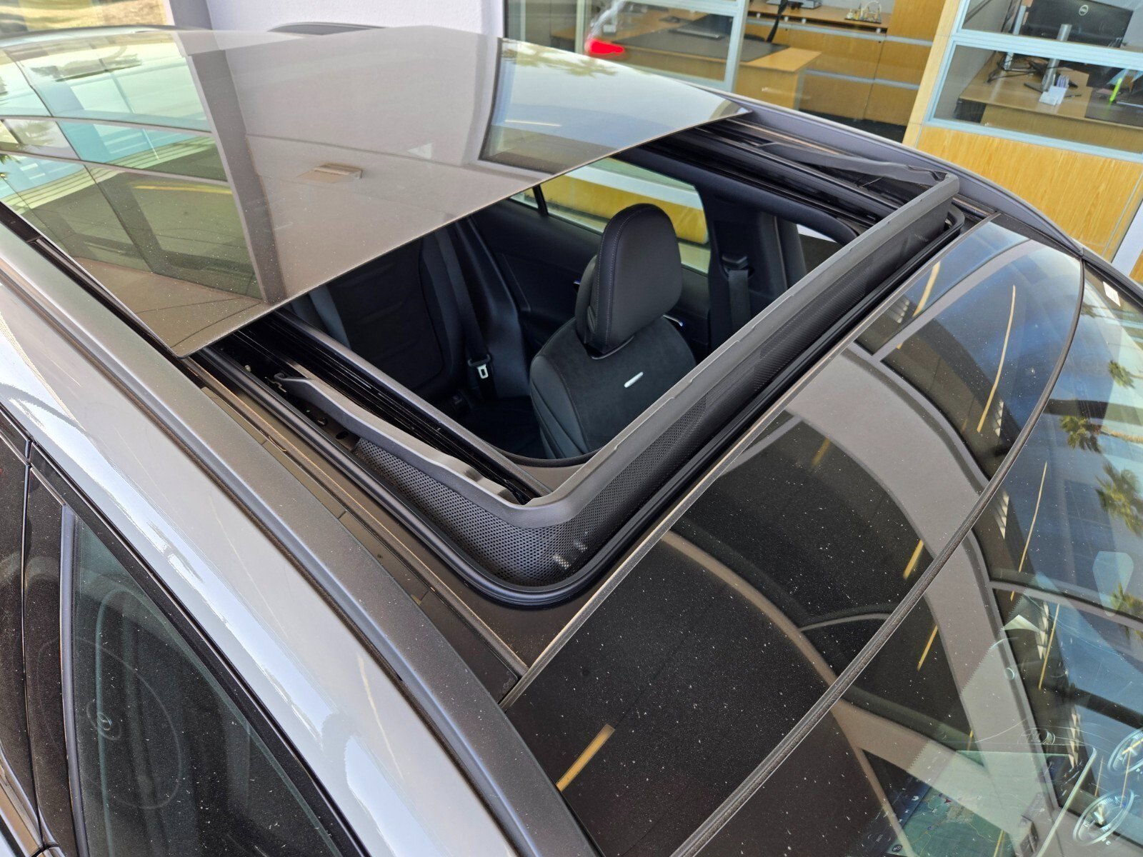 New 2025 Mercedes-Benz GLC 63 AMG S image 18