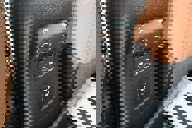 Used 2021 Jeep Wrangler Unlimited Sahara image 26