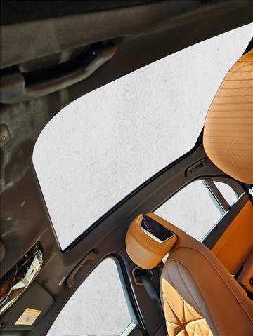 Certified 2025 BMW 740i w/ Premium Package image 15