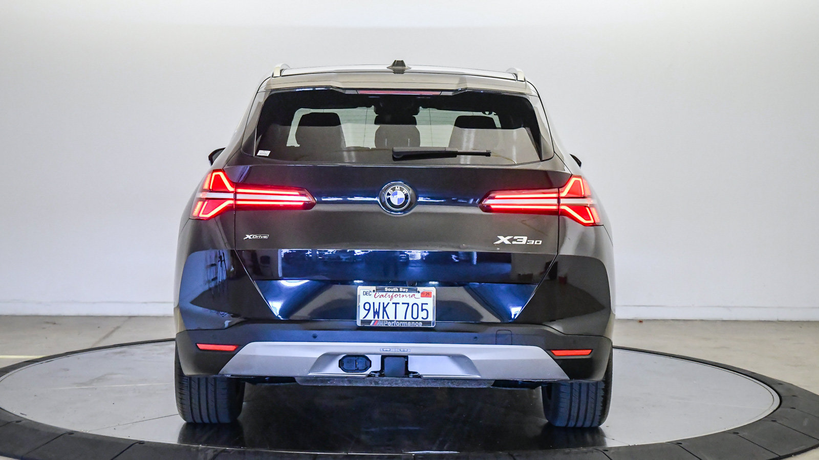 Used 2026 BMW X3 xDrive30i w/ Convenience Package AWD/4WD image 3