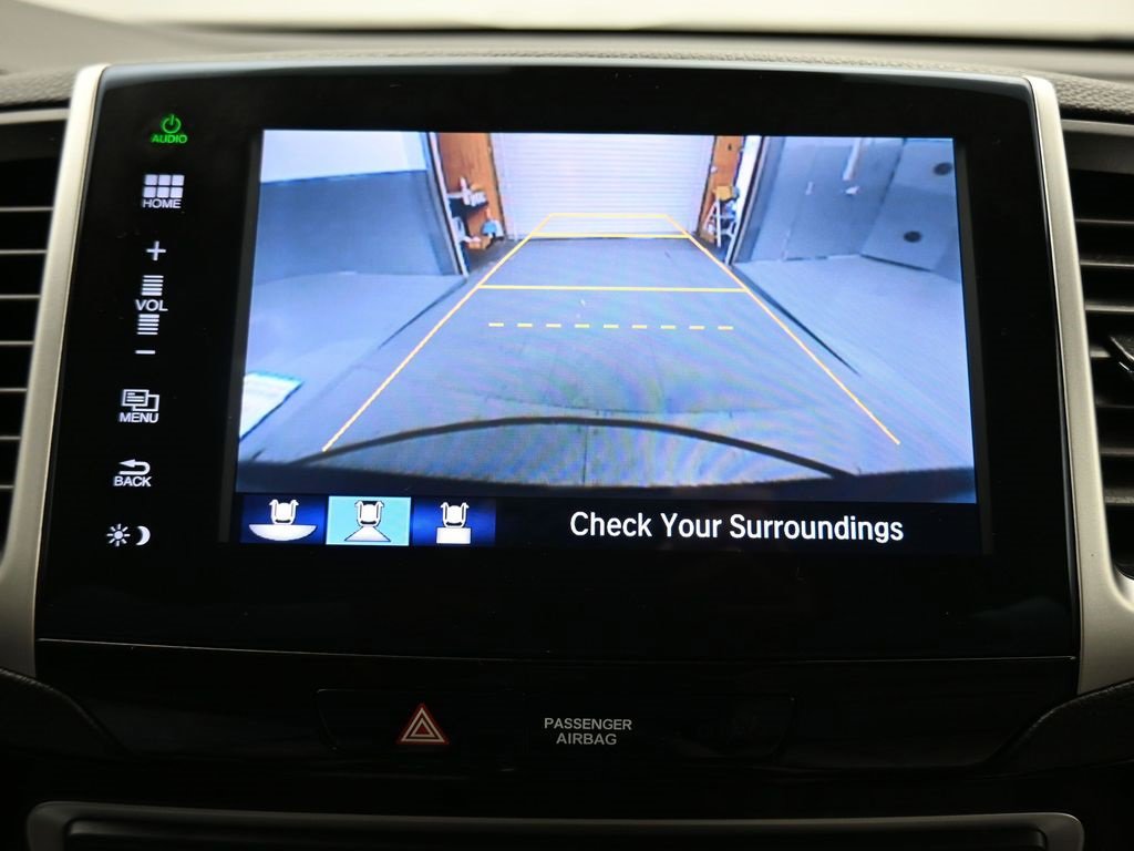 Used 2016 Honda Pilot Touring image 20