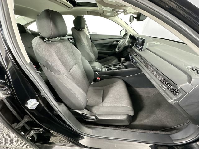 Used 2023 Honda Accord EX image 23