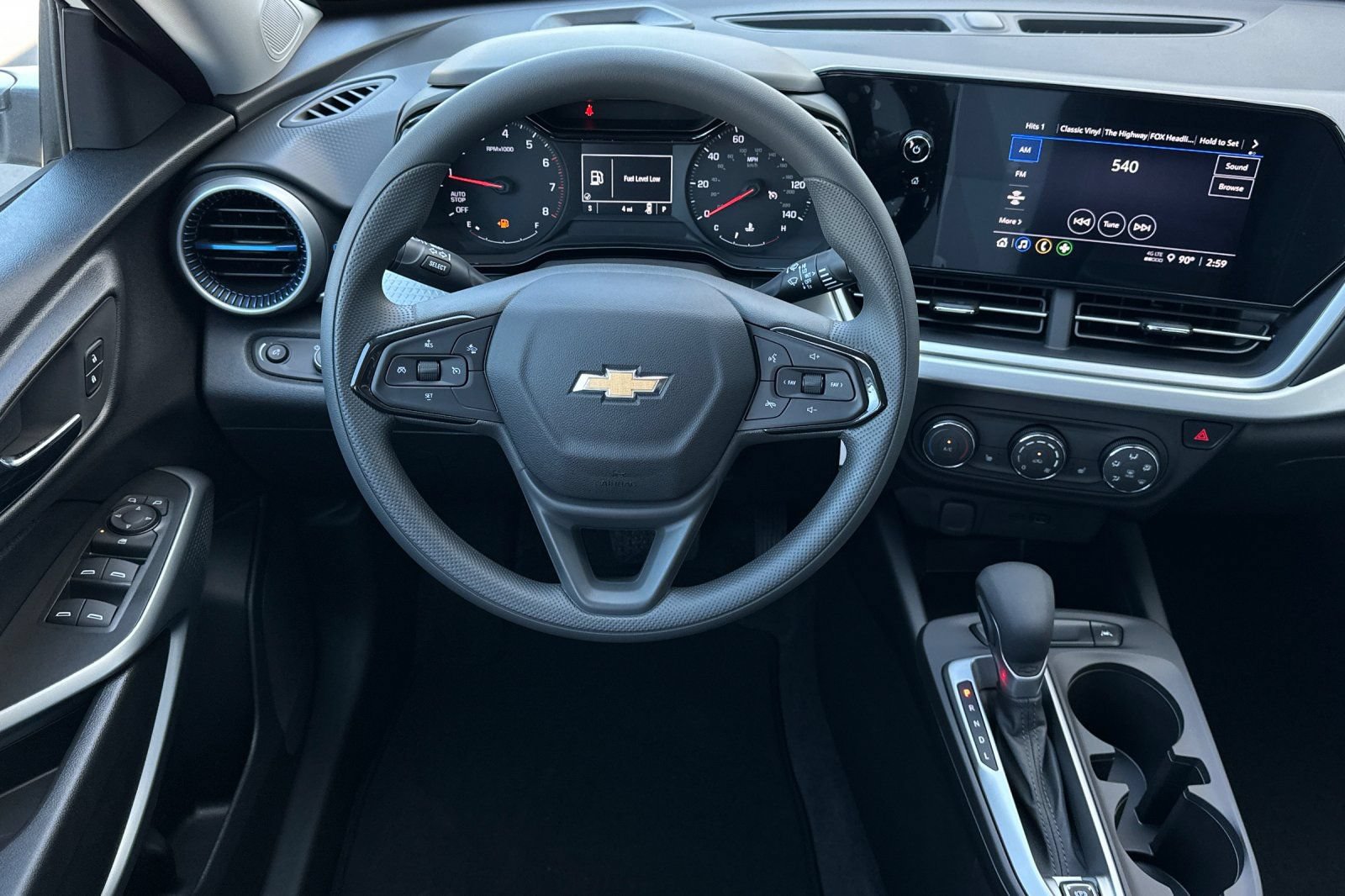 New 2026 Chevrolet Trax LS w/ LS Convenience Package FWD image 14