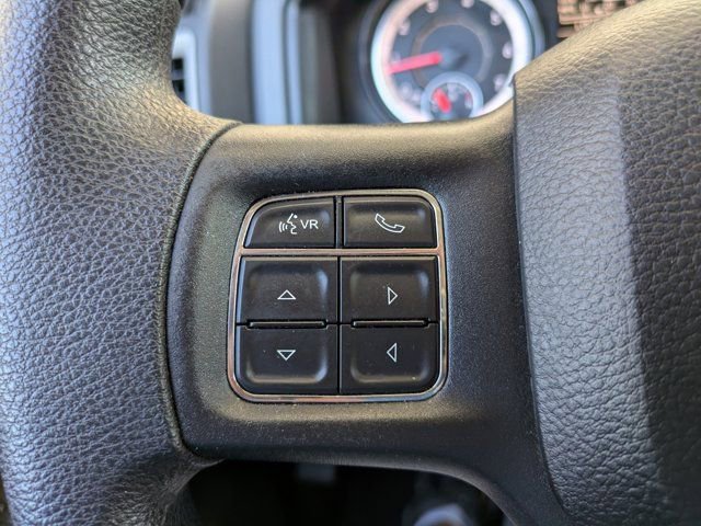 Used 2017 RAM 1500 Express RWD image 19