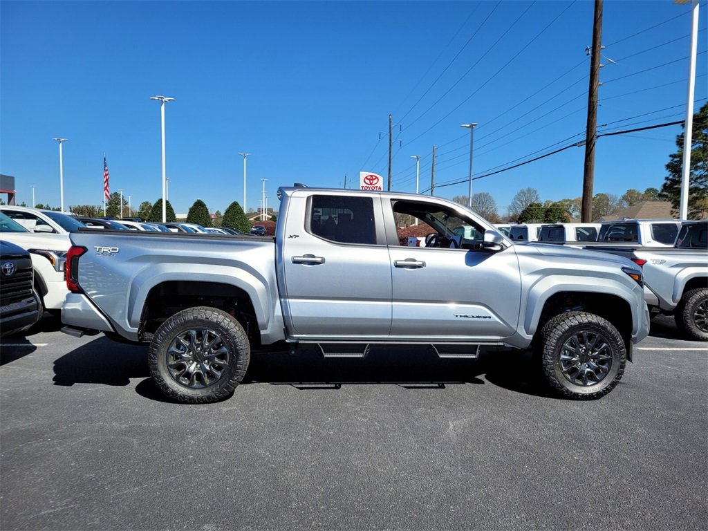 New 2025 Toyota Tacoma TRD Sport image 13