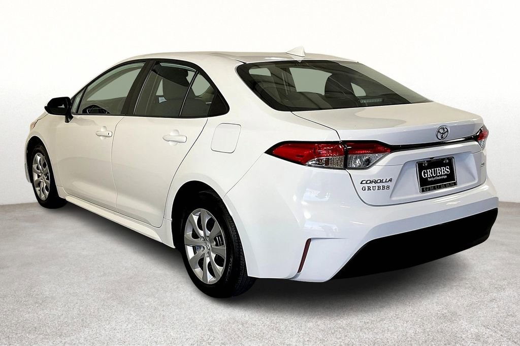 Used 2024 Toyota Corolla LE image 16
