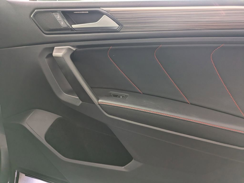 Used 2024 Volkswagen Tiguan Wolfsburg Edition FWD image 33