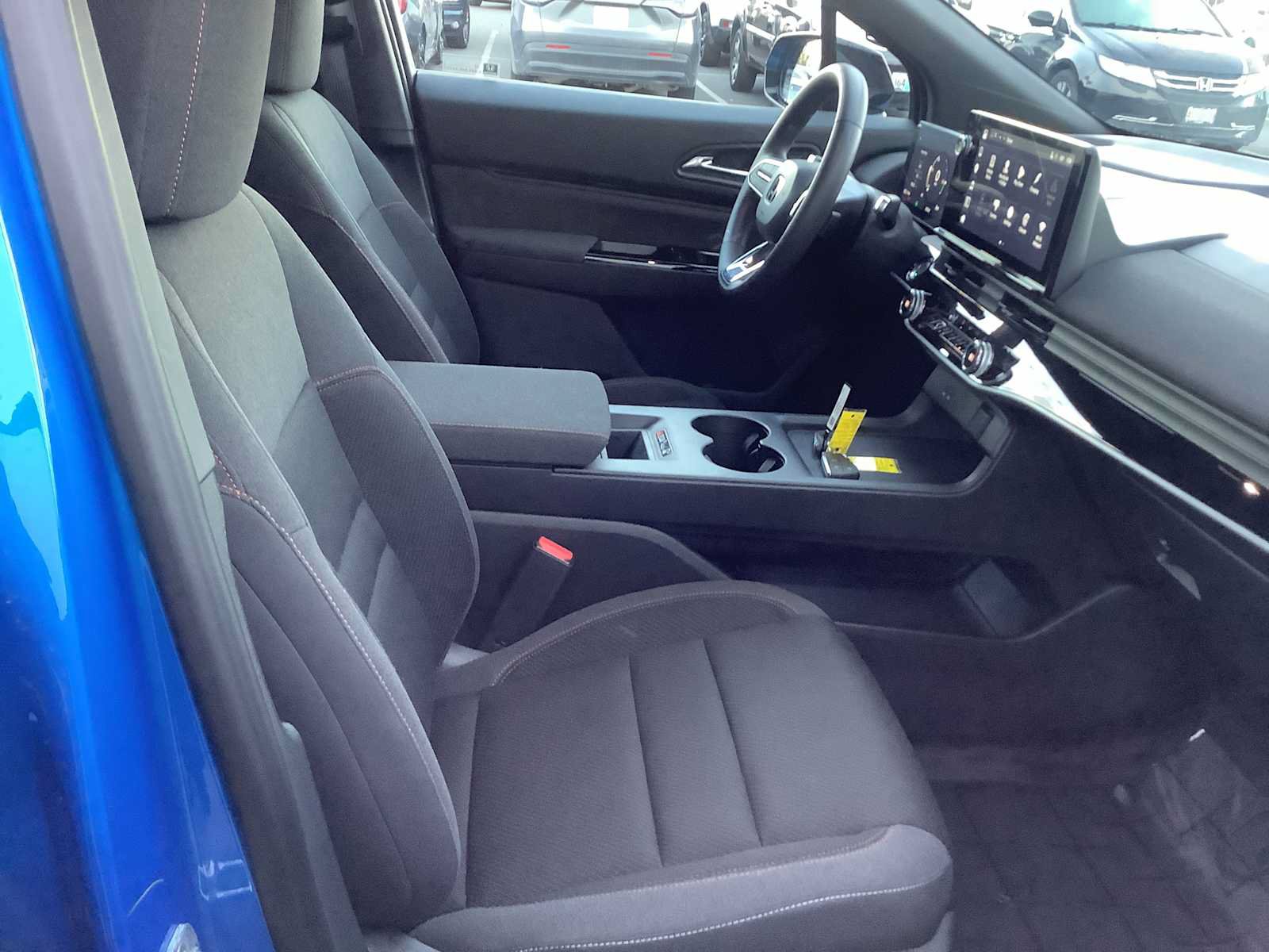 Certified 2025 Honda Prologue EX image 15