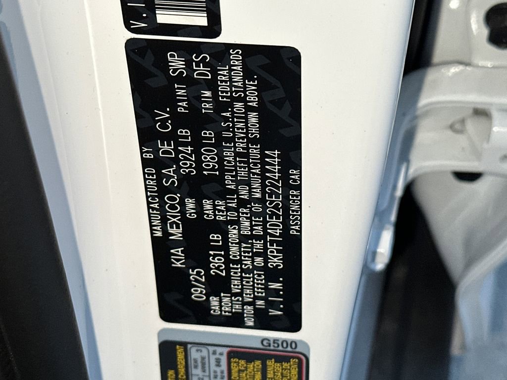 New 2025 Kia K4 FWD image 28