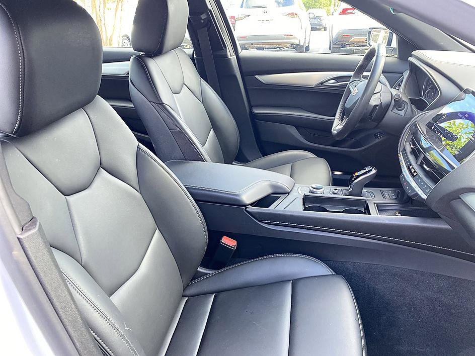 Used 2024 Cadillac CT5 Luxury w/ Cold Weather Package RWD image 19