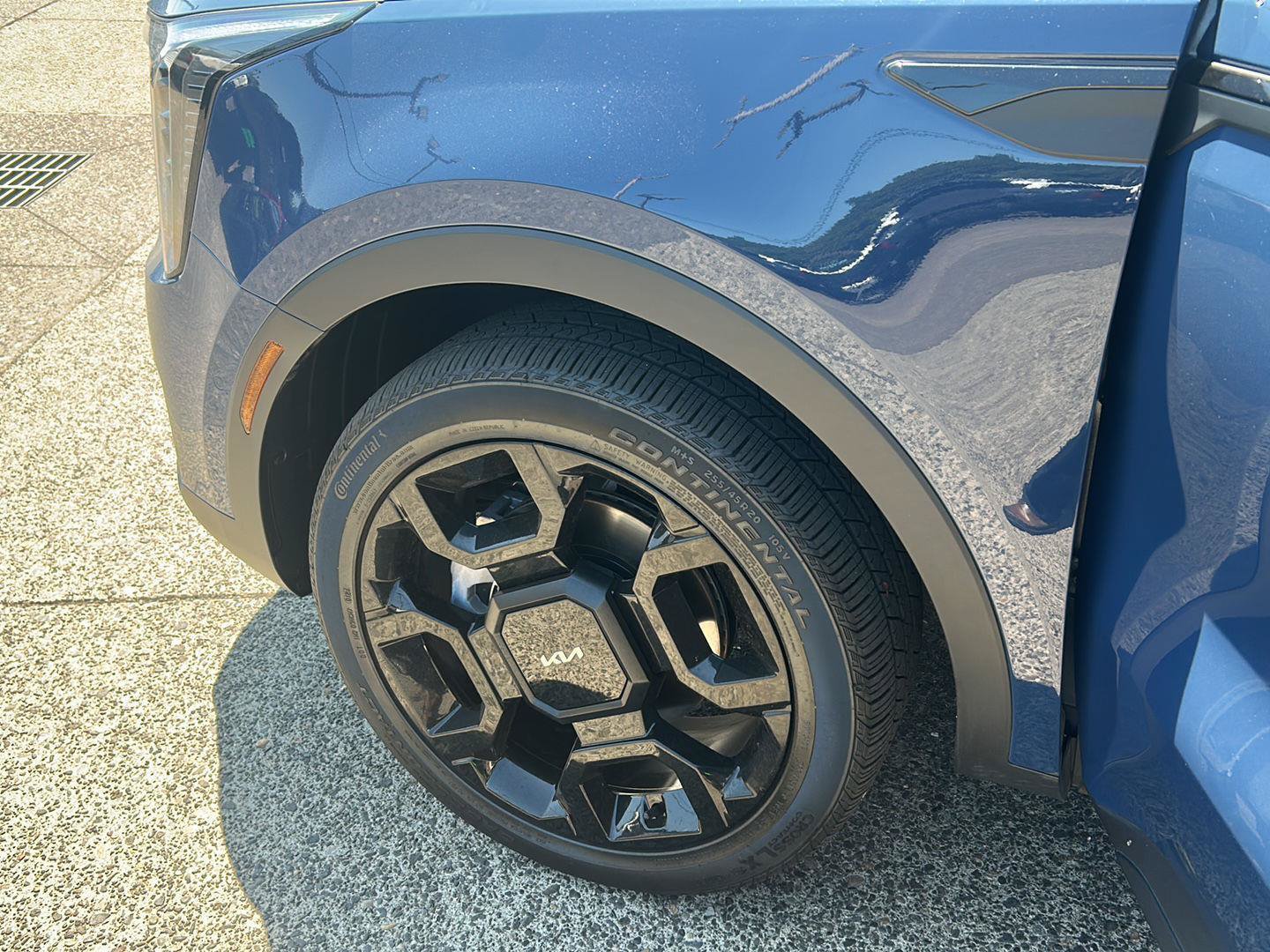 Used 2024 Kia Sorento SX AWD/4WD image 27