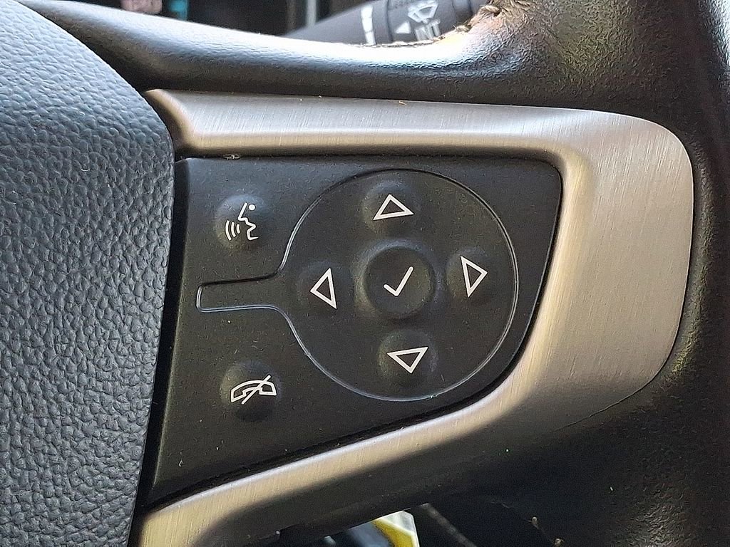 Used 2022 GMC Canyon Denali image 24