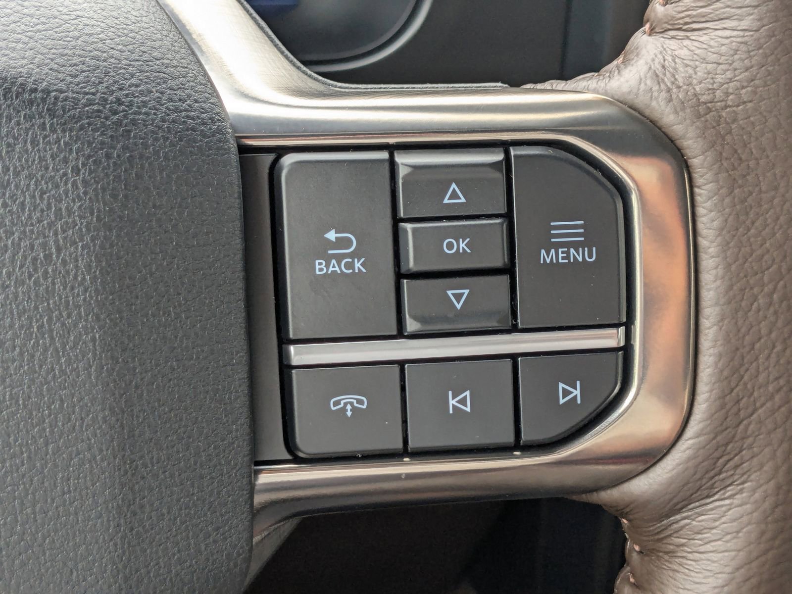 New 2025 Ford F350 King Ranch w/ Chrome Package image 29